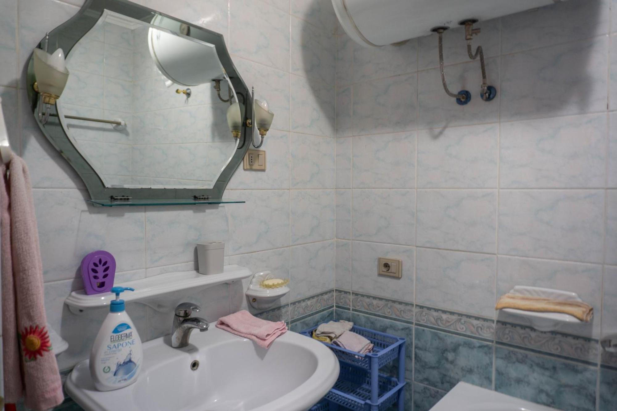 Bllok Bright Private Bedrooms With Private Bathroom On Shared Apartment Tirana Exterior foto