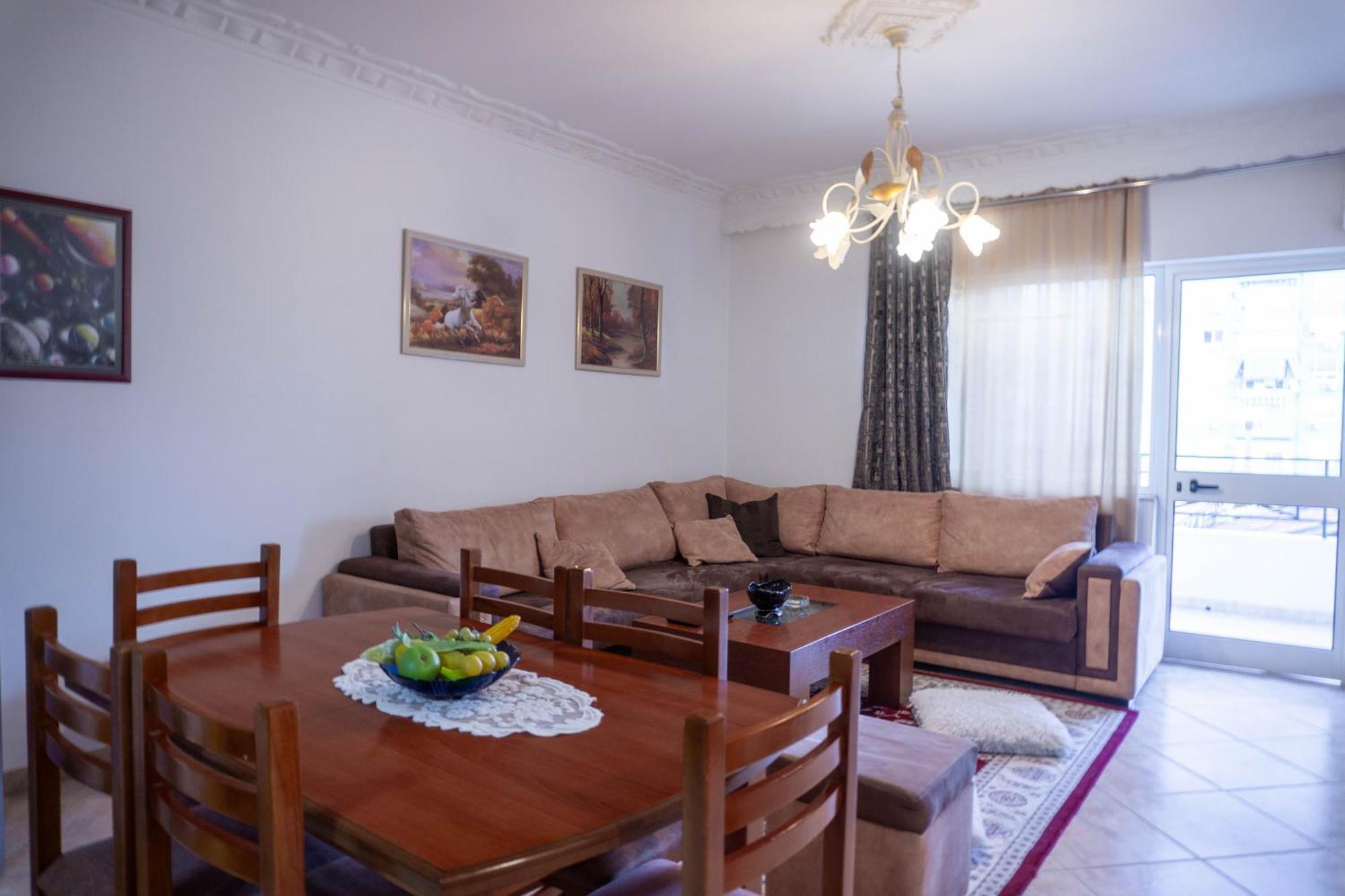 Bllok Bright Private Bedrooms With Private Bathroom On Shared Apartment Tirana Exterior foto